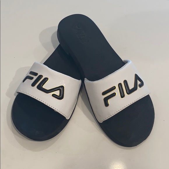 fila shoes slides
